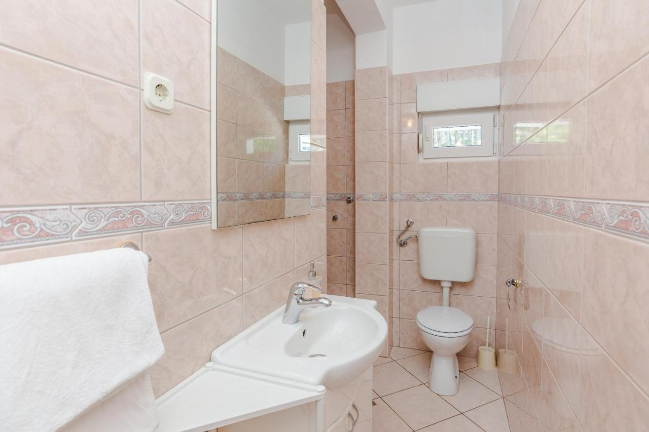 Apartments Marija Starigrad Paklenica Zewnętrze zdjęcie